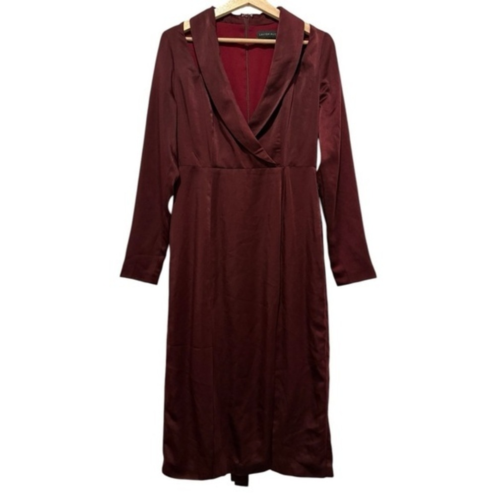 Lavish Alice Burgundy Long Sleeve Gown size 6
